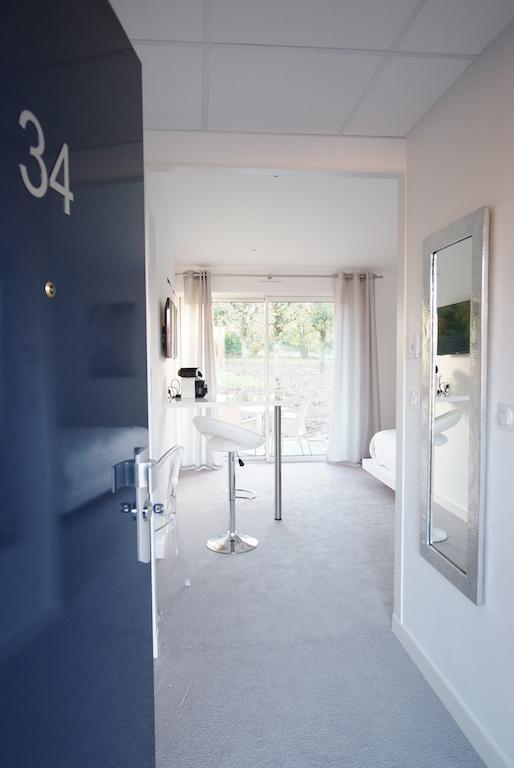 Le Privilege Chateaubourg  Exterior photo